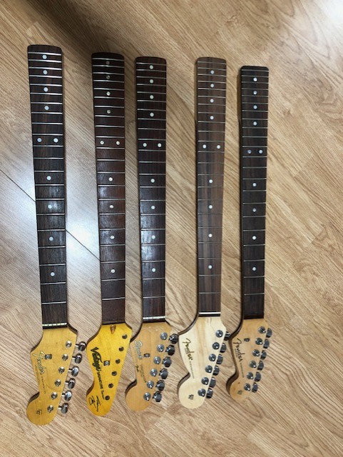 RW necks.jpg