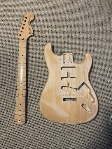 Fender ST72 hals och kropp.jpeg