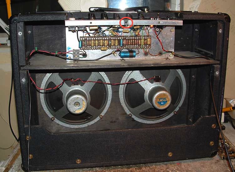 AC10_back_open.jpg