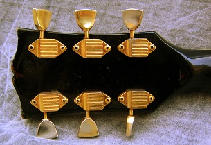 1974_Gibson_Les_Paul_20th_Anniversary_000067_tuners.jpg