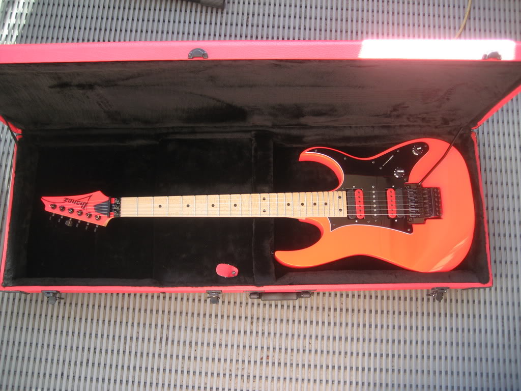 Ful gitarr.jpg