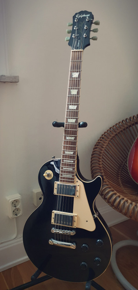 epiphone.jpg